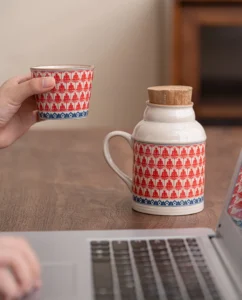 Bình Trà Gốm Có Nắp Gỗ Kèm Cốc Úp