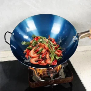 Chảo Sắt Truyền Thống 34cm Lòng Rộng, Không Phủ Chống Dính, Tay Cầm Gỗ