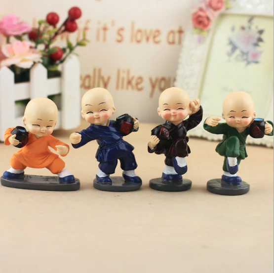 Combo 4 Tượng Chú Tiểu Múa Võ Gốm Sứ Có Đế Dán, Trang Trí Bàn, Taplo Ô Tô
