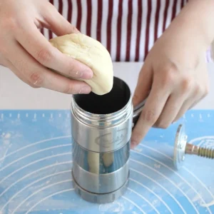 Dụng Cụ Làm Bún Mì Tươi Cầm Tay Inox, Kèm 5 Đầu Khuôn Ép Đa Năng