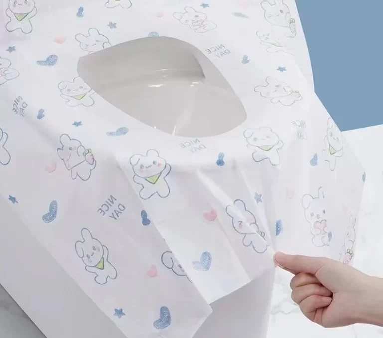 Giấy Lót Bồn Cầu Dùng Một Lần Họa Tiết Thỏ, Cỡ 40x60cm, Gói Riêng Từng Tờ