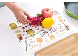 Tấm Lót Bàn Ăn Nhựa Mềm 40 × 28 cm, Nhiều Họa Tiết