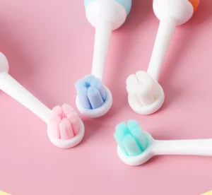 Bàn Chải Đánh Răng Cho Bé 3–6 Tuổi Lông Siêu Mảnh 0,11 mm, Cán Hình Thú Chống Trượt
