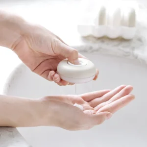 Bộ 4 Hộp Chiết Mỹ Phẩm Du Lịch Dạng Ấn Nhả, Kèm Khay Xếp Gọn