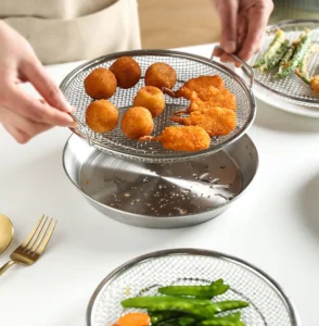 Bộ Khay Và Vỉ Lưới Inox Ráo Dầu Đồ Chiên Có 2 Quai