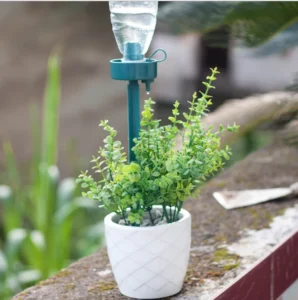 Cọc Tưới Cây Nhỏ Giọt Gắn Chai Nước, Chỉnh Được Tốc Độ Giọt