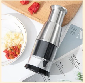 Dụng Cụ Băm Tỏi Ớt Inox Cầm Tay 16 x 6 cm