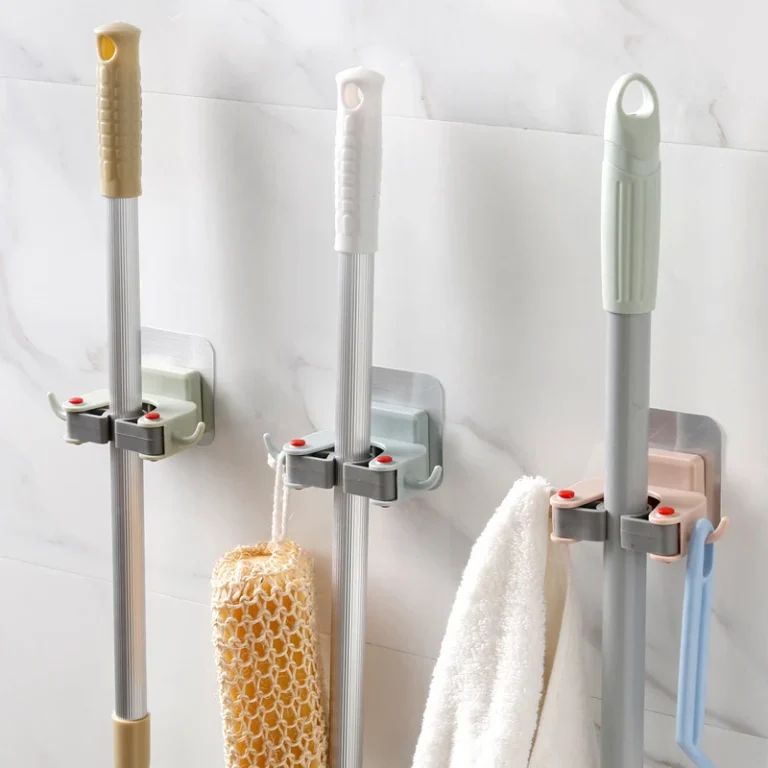 Giá Kẹp Cây Lau Nhà, Chổi Dán Tường Kèm 2 Móc
