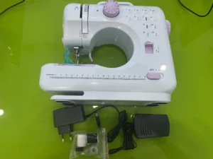 Máy May Mini Gia Đình 505 Có 12 Kiểu Đường May, 28 × 12 × 27 cm, Nặng 1 kg, Có Hóa Đơn