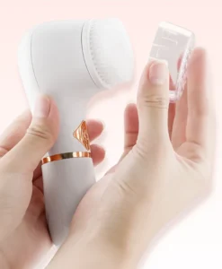 Máy Rửa Mặt Cầm Tay 3 Đầu Thay Đổi, Thân Trắng Nhỏ Gọn