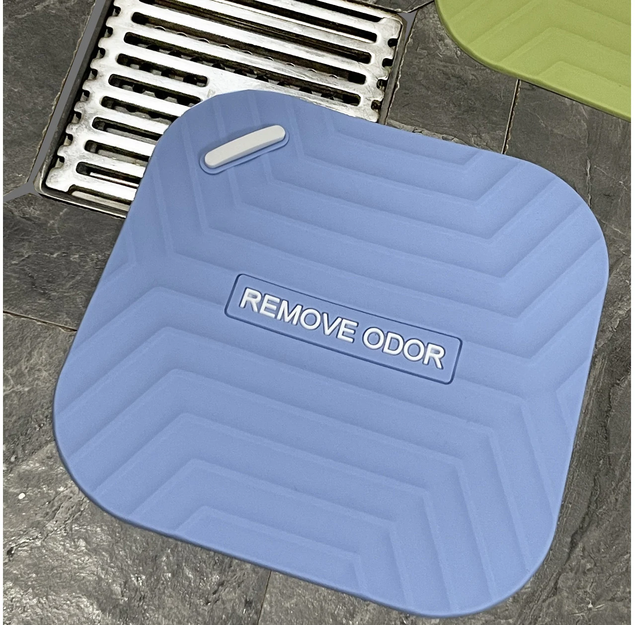 Nắp Silicone Đậy Cống Thoát Sàn 15 × 15 cm Ngăn Mùi, Có Khe Thoát Nước, Màu Ngẫu Nhiên