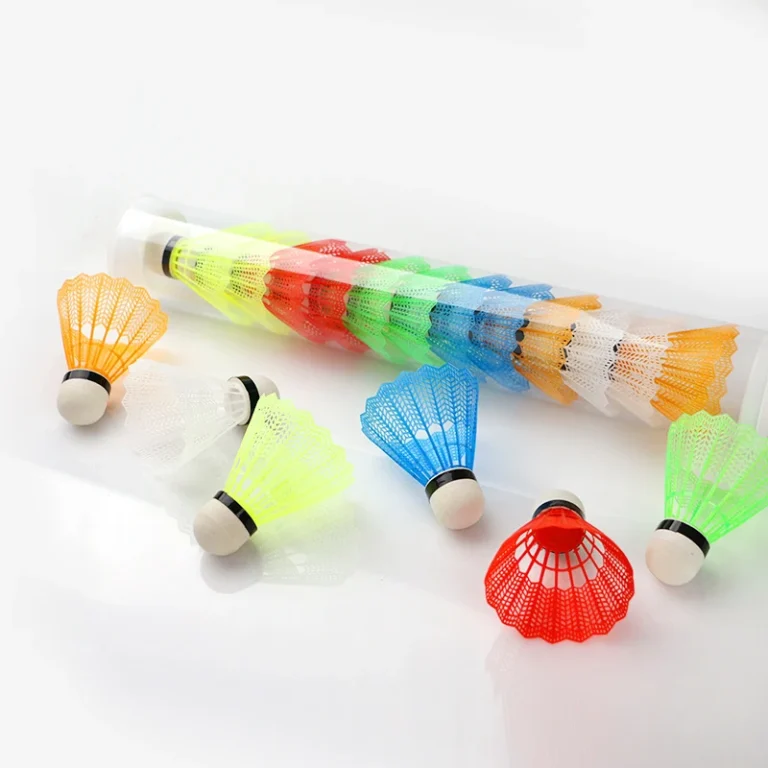 Ống 12 Quả Cầu Lông Nhựa Nhiều Màu Đầu Xốp Mềm, Chơi Giải Trí, Tập Luyện, Có Hóa Đơn