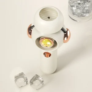 Quạt Cầm Tay Mini Phun Sương Hình Vịt Phi Hành Gia Màu Be, 3 Cấp Độ Gió