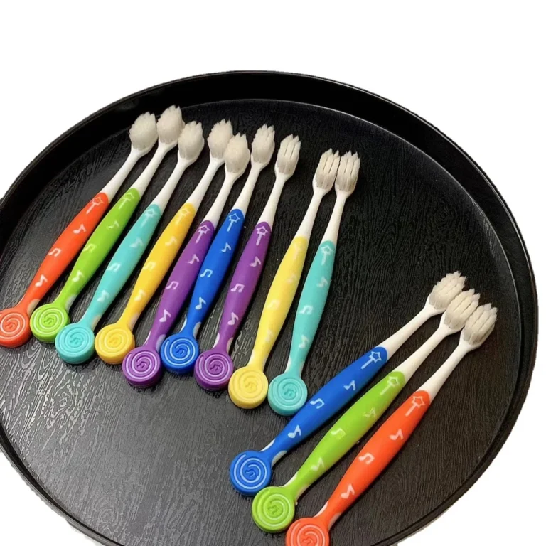 Set 12 Bàn Chải Đánh Răng Cho Bé Sweet&Coco Đầu Lông Mềm, Hộp Giấy Màu Xanh