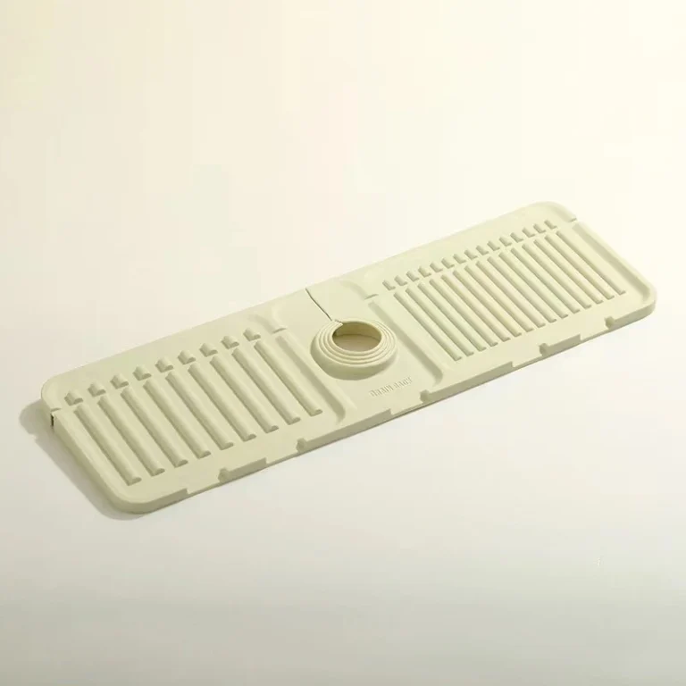 Tấm Silicone Lót Vòi Nước Bồn Rửa 30 × 11 cm Thoát Nước, Chống Đọng, Chống Mốc