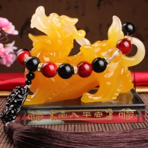 Tượng Tỳ Hưu Để Taplo Ô Tô Kèm Sáp Thơm Hương Chanh 11 × 6,5 × 10,5 cm, Chuỗi Hạt Trang Trí
